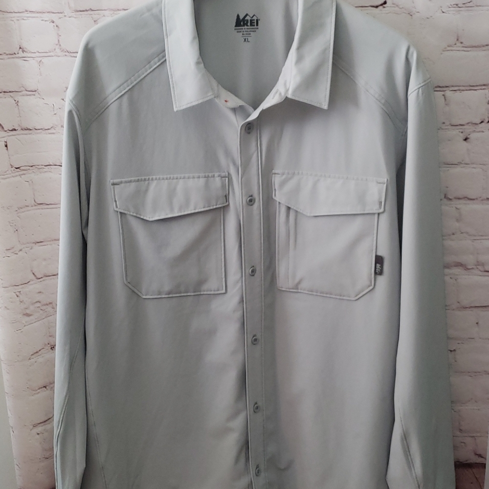 REI Men's Long Sleeved Shirt Size XL